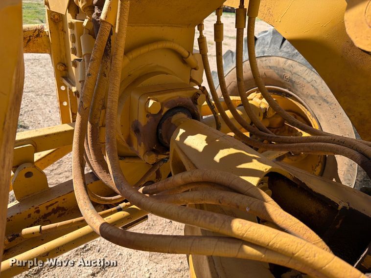 image for item ED4999 1974 Caterpillar 12G motor grader