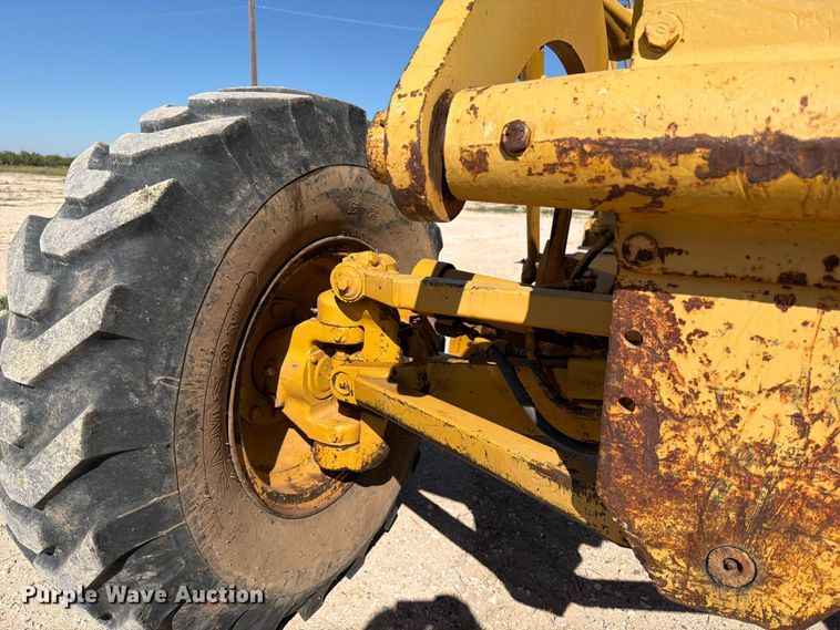 image for item ED4999 1974 Caterpillar 12G motor grader