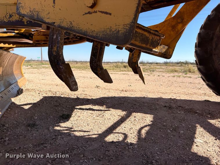 image for item ED4999 1974 Caterpillar 12G motor grader