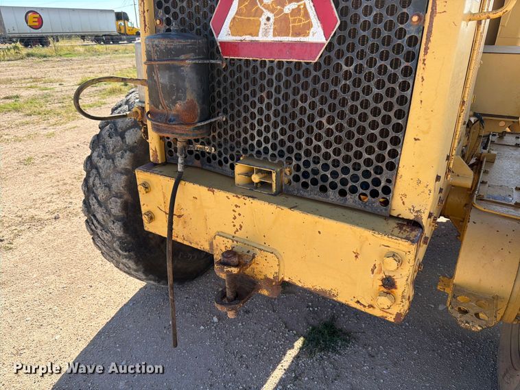 image for item ED4999 1974 Caterpillar 12G motor grader