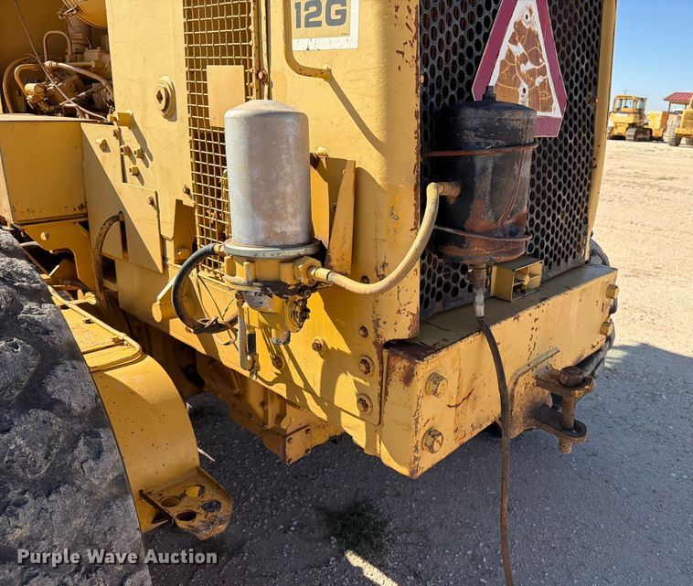 image for item ED4999 1974 Caterpillar 12G motor grader