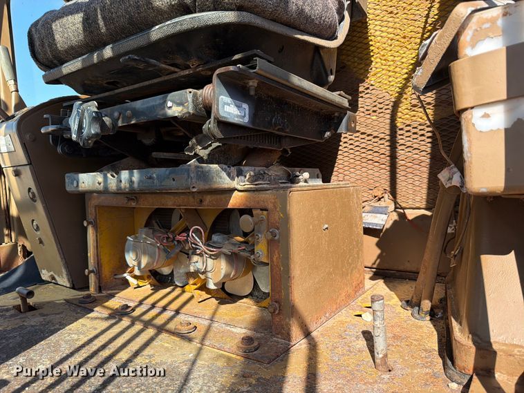 image for item ED4999 1974 Caterpillar 12G motor grader