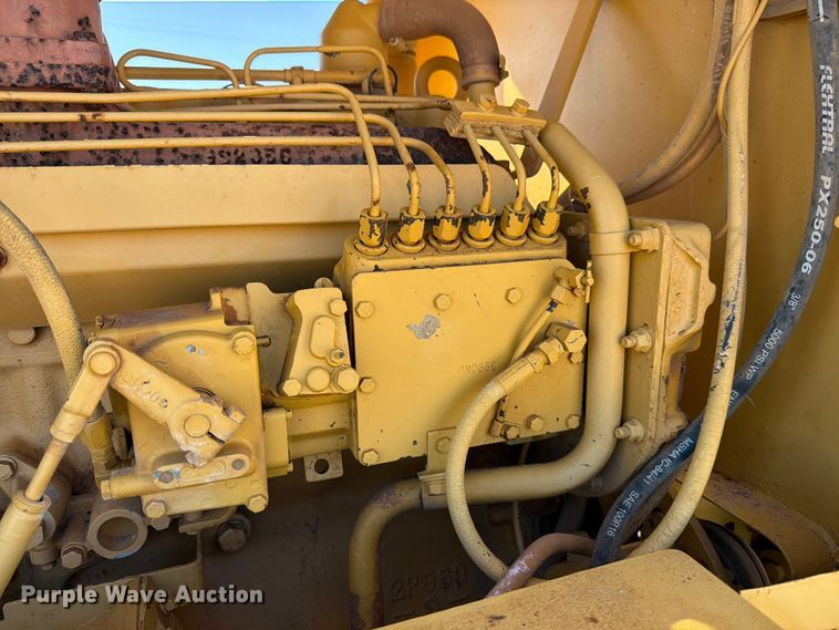 image for item ED4999 1974 Caterpillar 12G motor grader