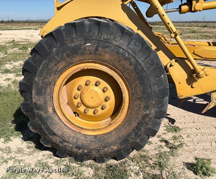 image for item ED4999 1974 Caterpillar 12G motor grader