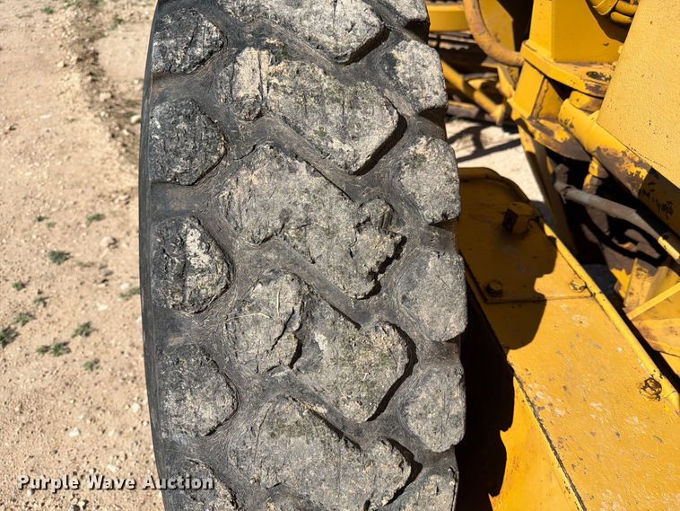 image for item ED4999 1974 Caterpillar 12G motor grader