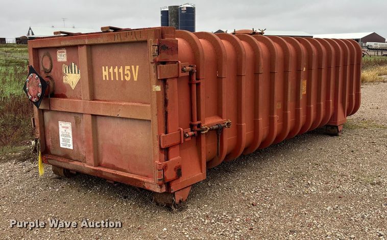 image for item EE4232 Wastequip liquid roll-off container