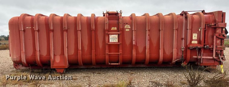 image for item EE4232 Wastequip liquid roll-off container