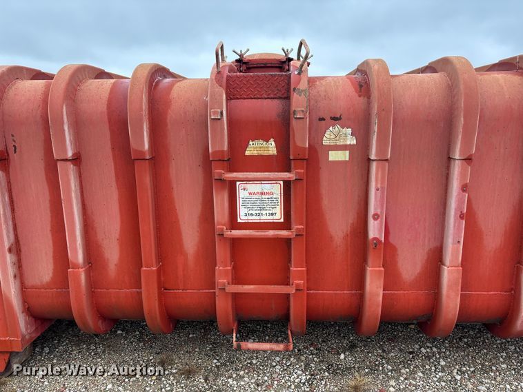 image for item EE4232 Wastequip liquid roll-off container