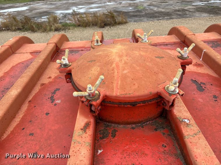 image for item EE4232 Wastequip liquid roll-off container