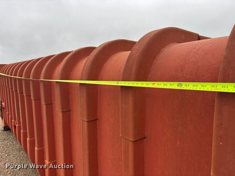 image for item EE4232 Wastequip liquid roll-off container