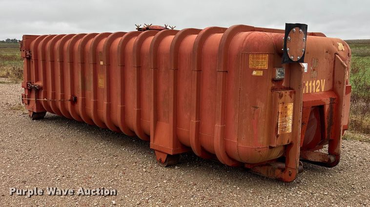 image for item EE4238 Wastequip liquid roll-off container