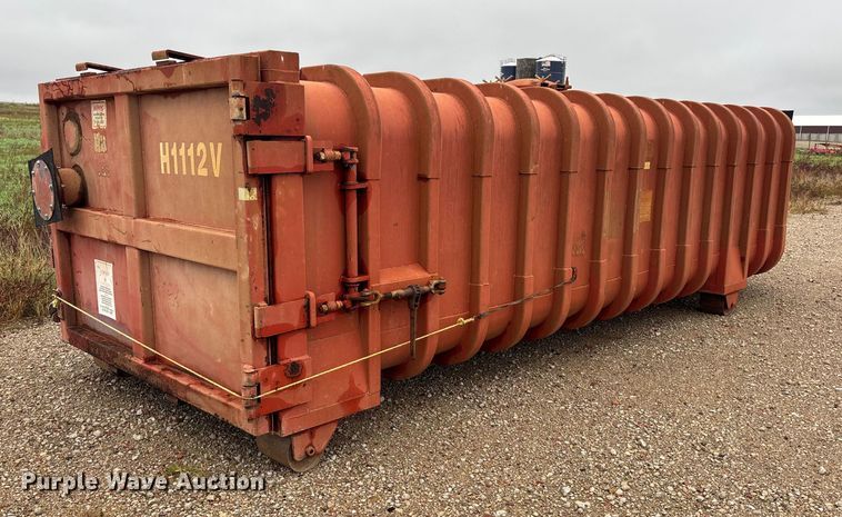 image for item EE4238 Wastequip liquid roll-off container