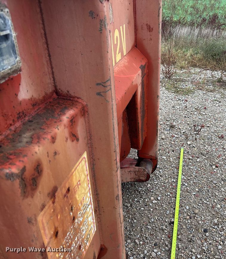 image for item EE4238 Wastequip liquid roll-off container