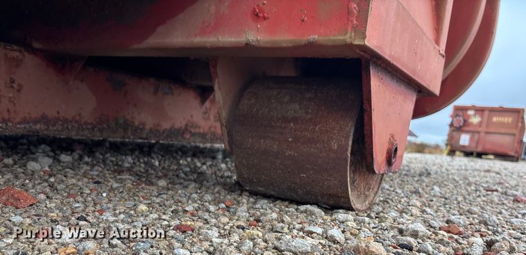 image for item EE4238 Wastequip liquid roll-off container