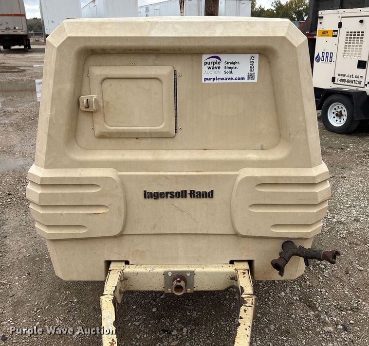 image for item EE4272 2002 Ingersoll Rand 185 air compressor