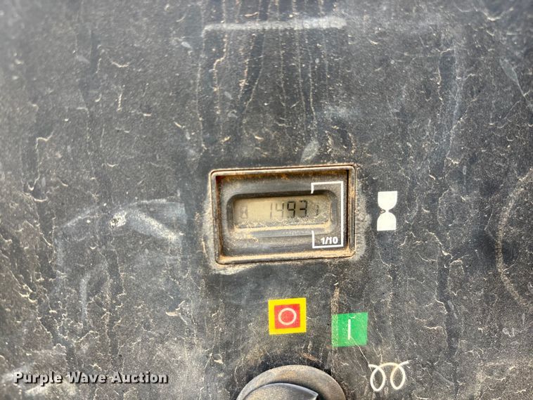 image for item EE4272 2002 Ingersoll Rand 185 air compressor