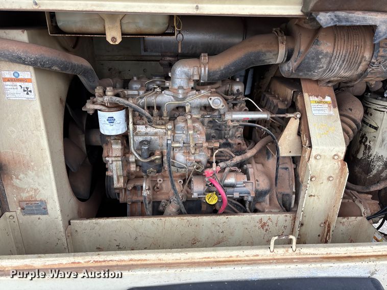 image for item EE4272 2002 Ingersoll Rand 185 air compressor