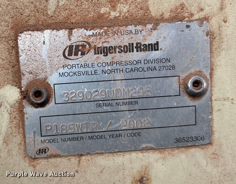 image for item EE4272 2002 Ingersoll Rand 185 air compressor