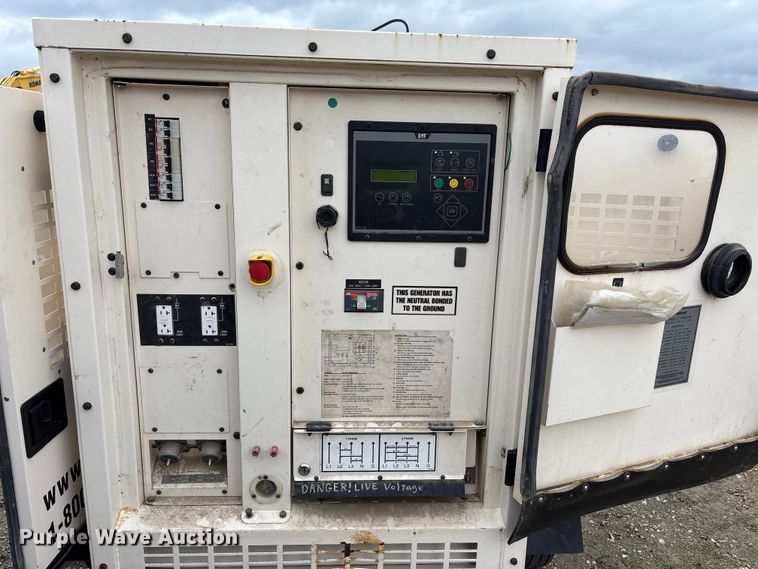 image for item EE4273 Caterpillar XQ35 generator