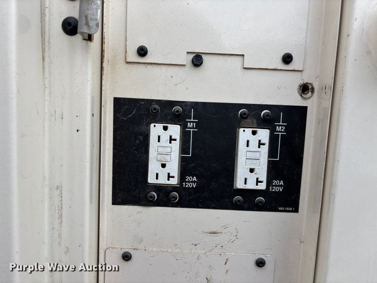 image for item EE4273 Caterpillar XQ35 generator