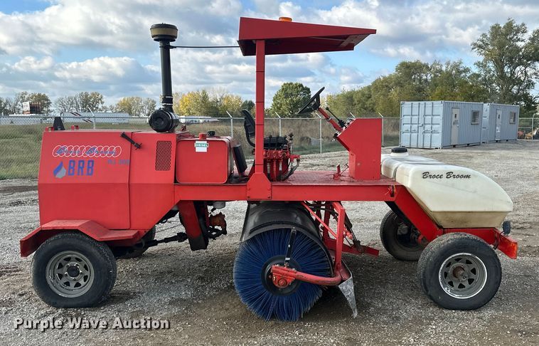 image for item EE4274 Broce Broom RJ300 sweeper