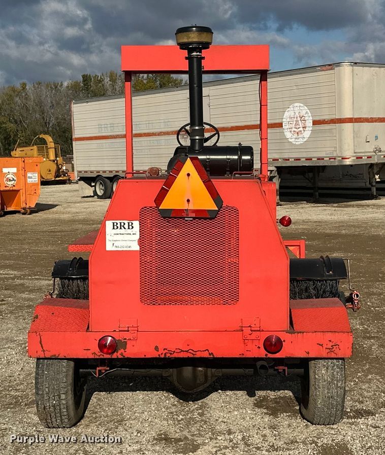 image for item EE4274 Broce Broom RJ300 sweeper