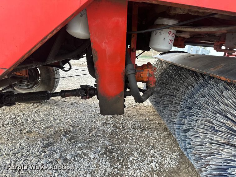 image for item EE4274 Broce Broom RJ300 sweeper