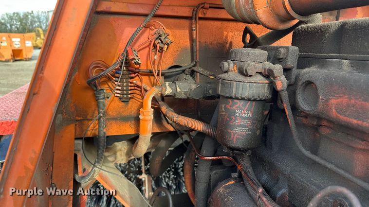 image for item EE4274 Broce Broom RJ300 sweeper