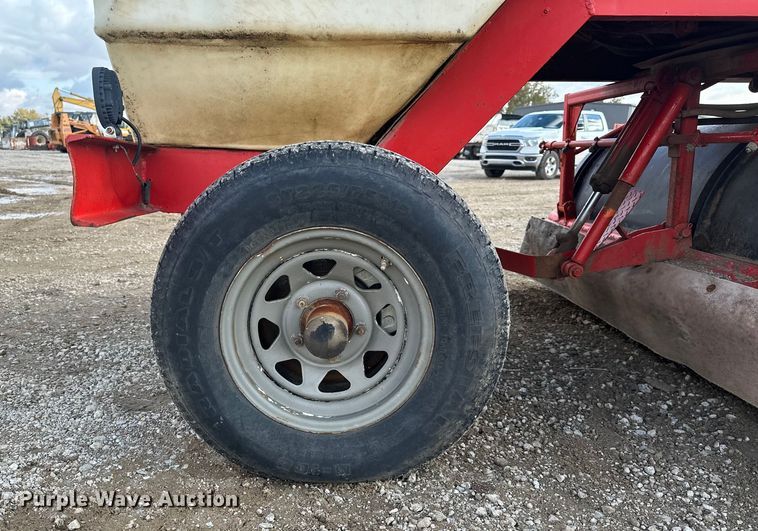 image for item EE4274 Broce Broom RJ300 sweeper