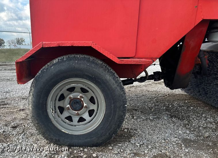 image for item EE4274 Broce Broom RJ300 sweeper