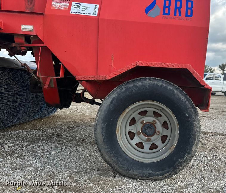 image for item EE4274 Broce Broom RJ300 sweeper