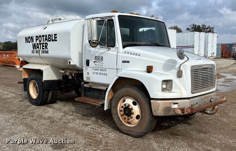 image for item EE4275 1999 Freightliner FL80 water truck