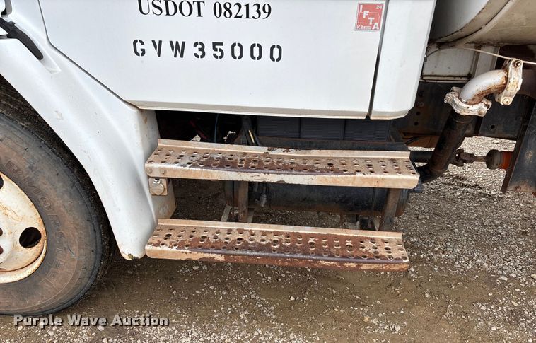 image for item EE4275 1999 Freightliner FL80 water truck