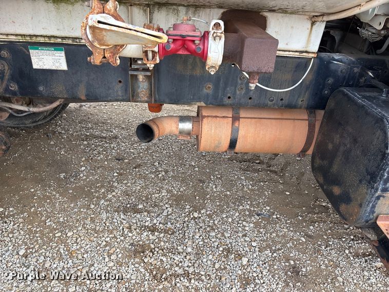 image for item EE4275 1999 Freightliner FL80 water truck