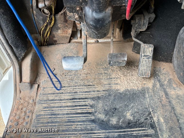 image for item EE4275 1999 Freightliner FL80 water truck