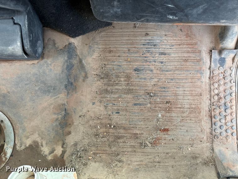 image for item EE4275 1999 Freightliner FL80 water truck