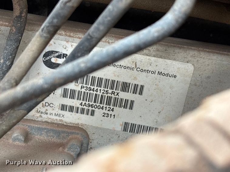 image for item EE4275 1999 Freightliner FL80 water truck