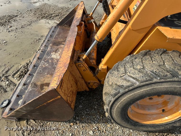 image for item EE4276 2001 Case 1845C skid steer loader