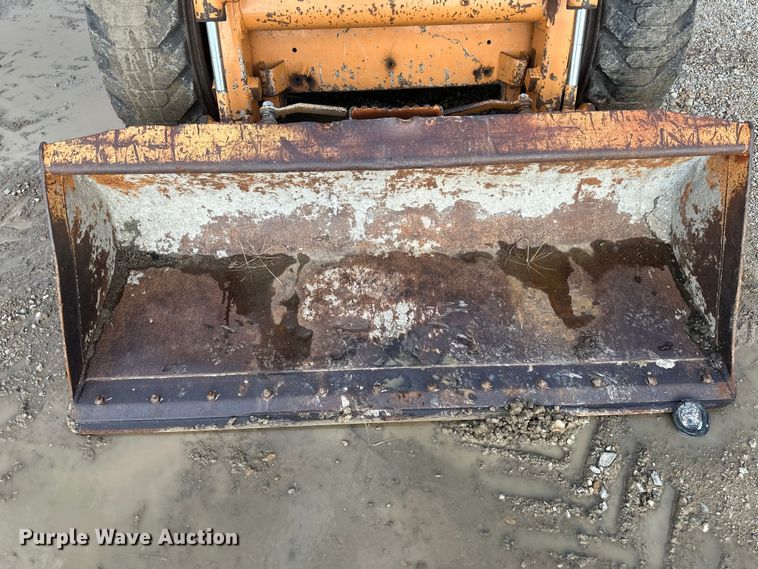 image for item EE4276 2001 Case 1845C skid steer loader