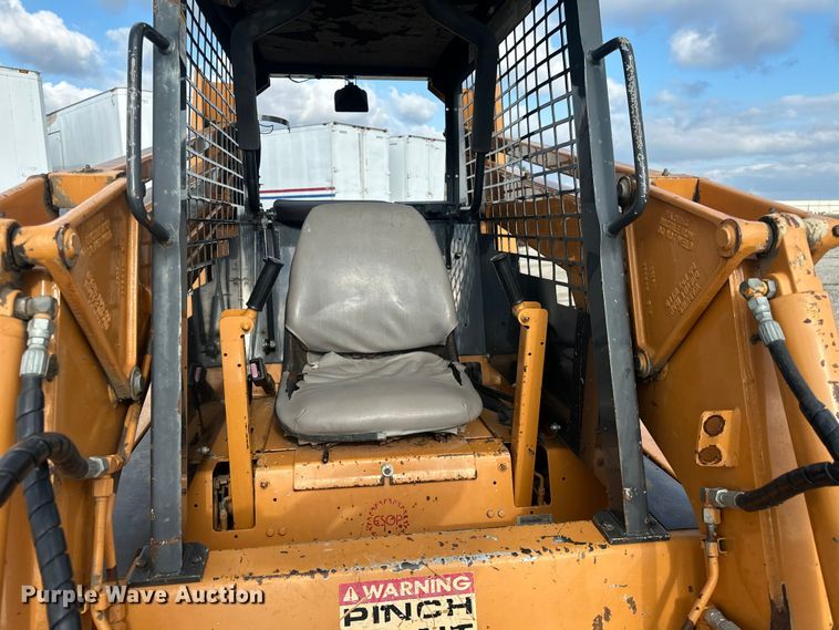 image for item EE4276 2001 Case 1845C skid steer loader