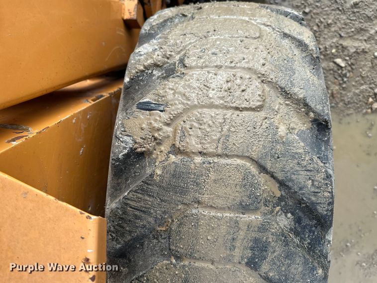 image for item EE4276 2001 Case 1845C skid steer loader