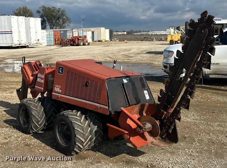 image for item EE4277 1993 Ditch Witch 400SXD trencher