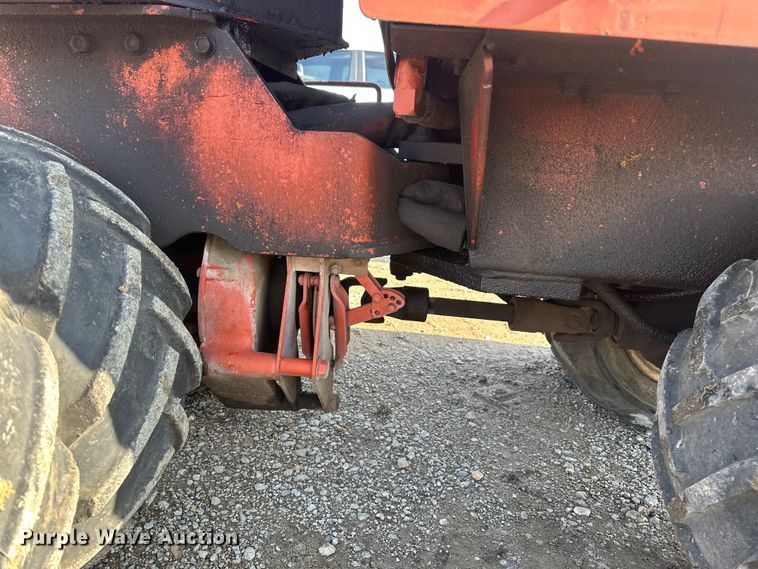 image for item EE4277 1993 Ditch Witch 400SXD trencher