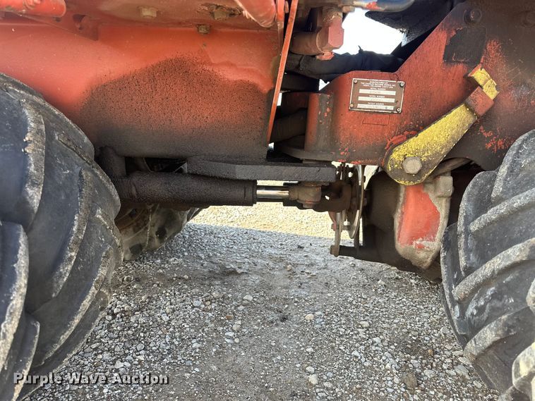 image for item EE4277 1993 Ditch Witch 400SXD trencher