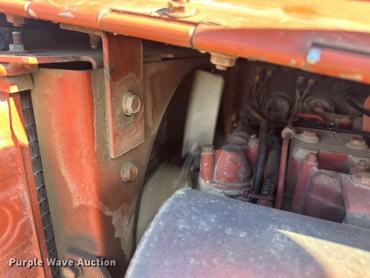 image for item EE4277 1993 Ditch Witch 400SXD trencher