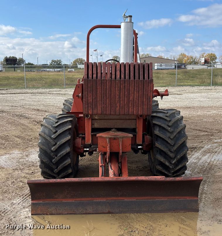 image for item EE4278 1994 Ditch Witch 7610DD Modular Matic trencher