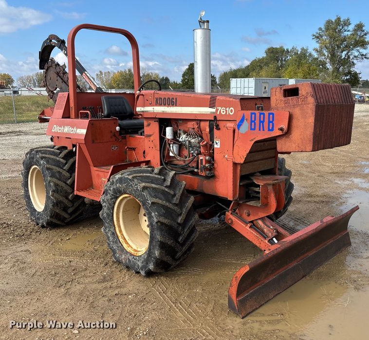image for item EE4278 1994 Ditch Witch 7610DD Modular Matic trencher