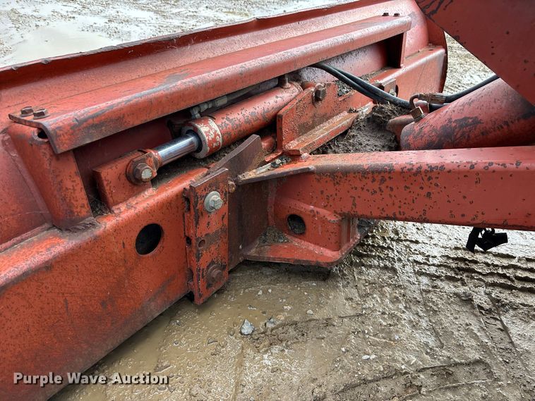 image for item EE4278 1994 Ditch Witch 7610DD Modular Matic trencher