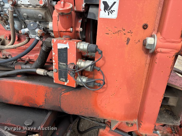 image for item EE4278 1994 Ditch Witch 7610DD Modular Matic trencher