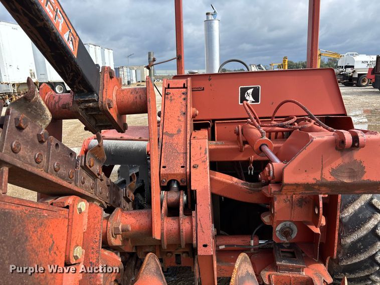 image for item EE4278 1994 Ditch Witch 7610DD Modular Matic trencher